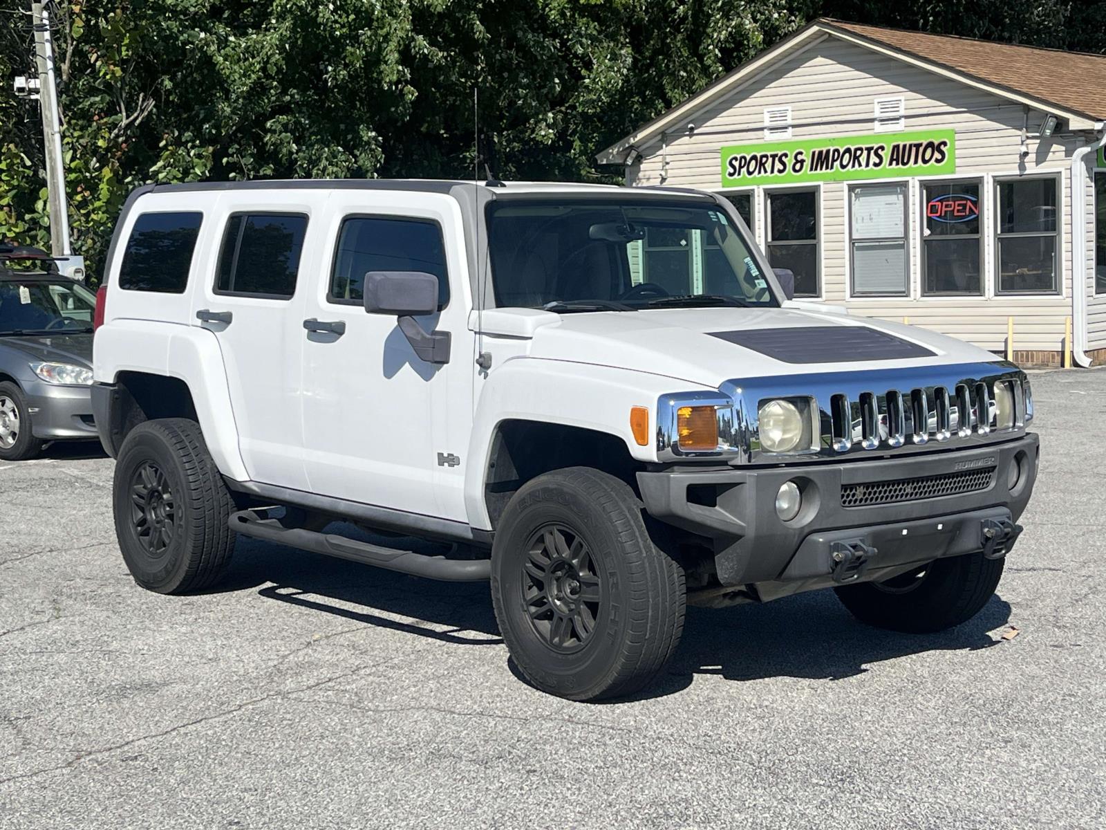 2007 Hummer H3 SUV's photo