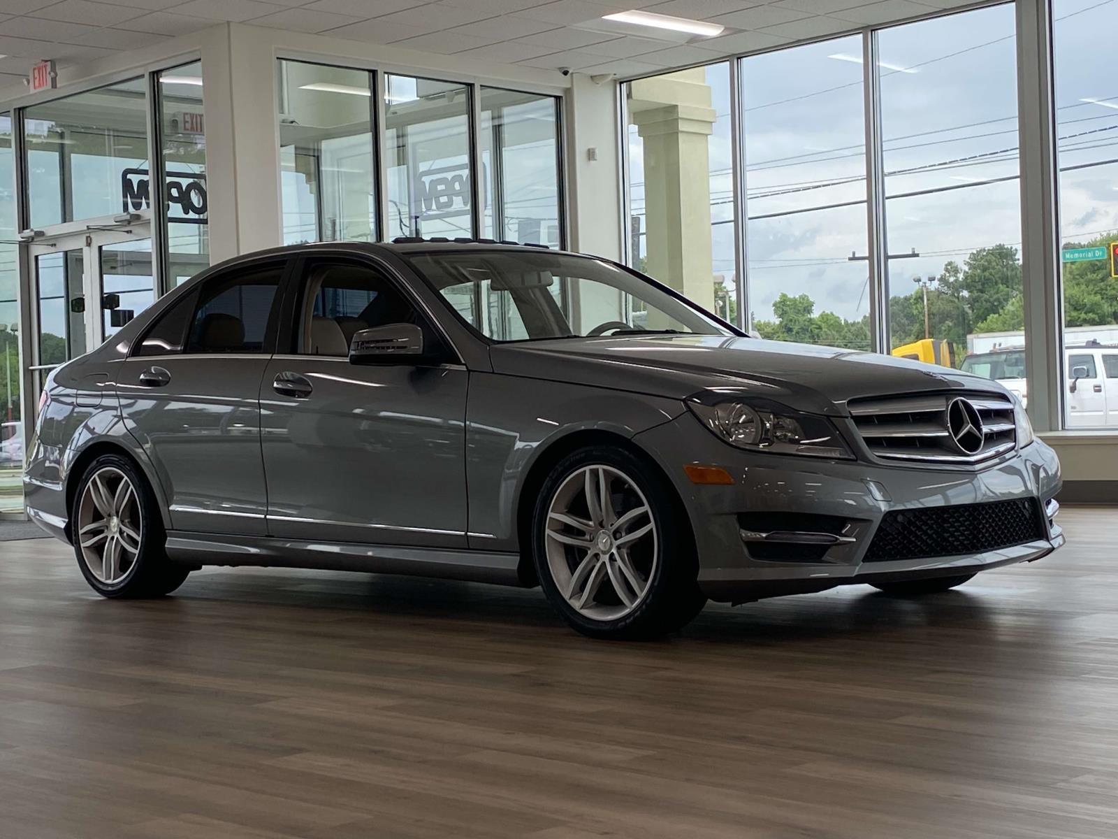 2013 Mercedes-Benz C-Class C250 Sport's photo