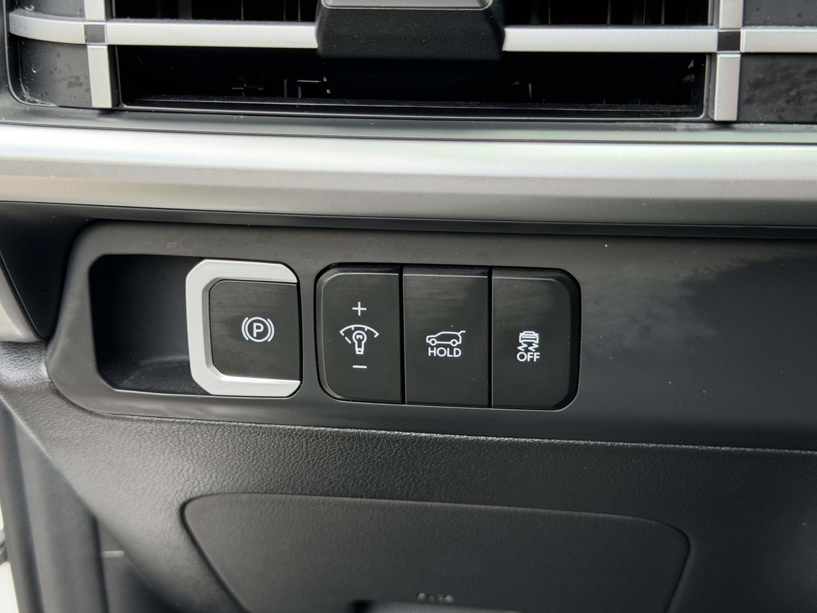 used 2024 Hyundai Santa Fe car, priced at $29,995