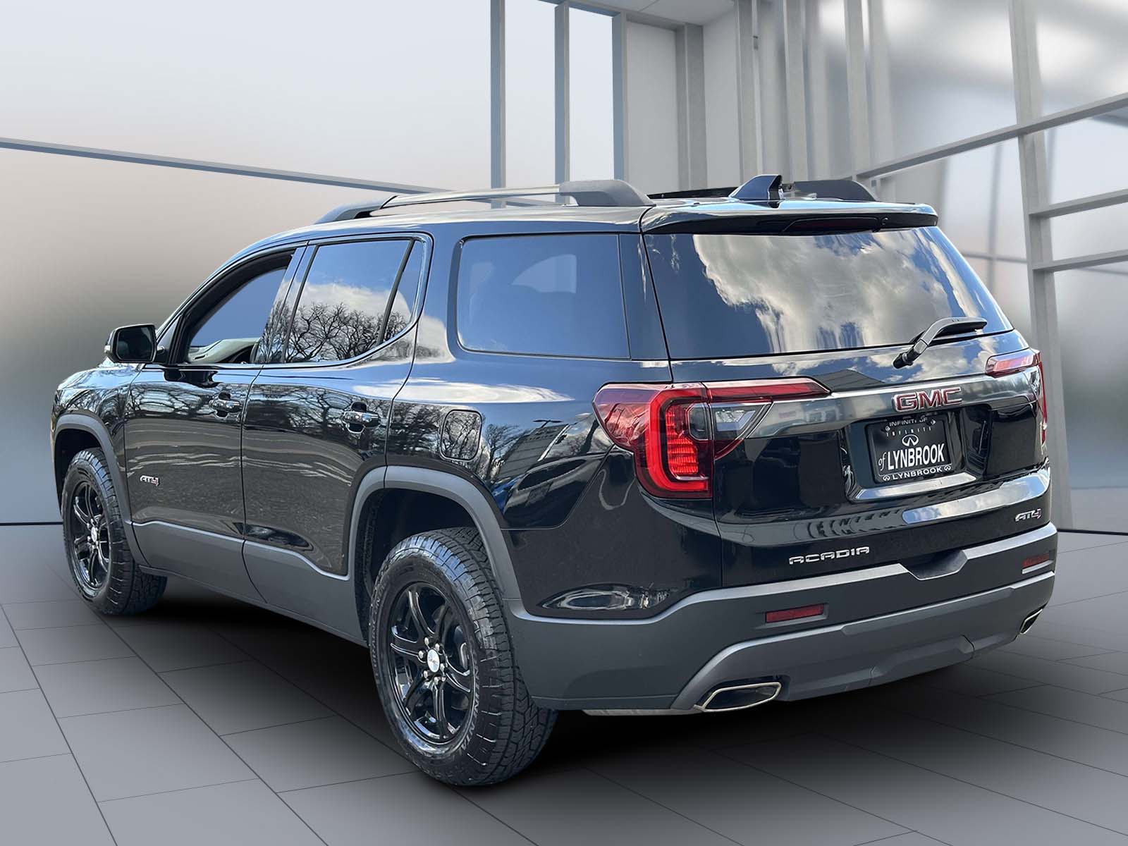 used 2023 GMC Acadia car, priced at $34,501