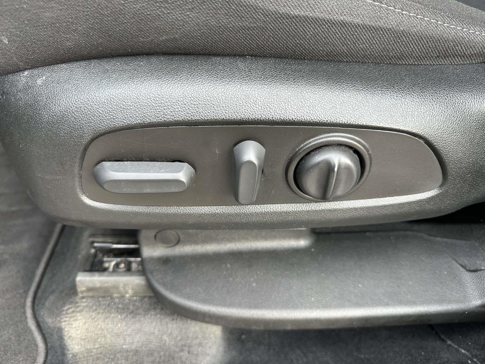 used 2023 Chevrolet Traverse car