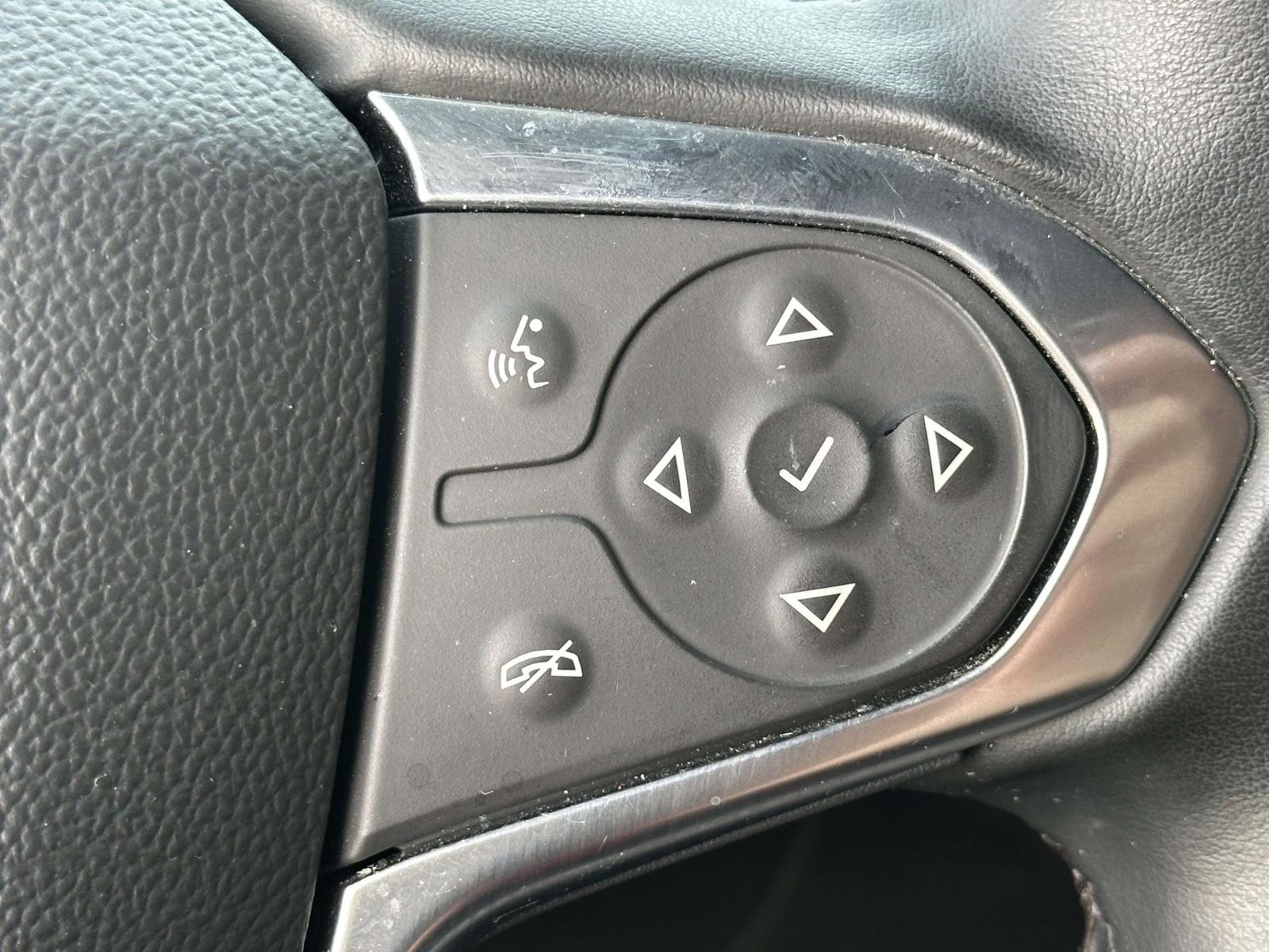 used 2023 Chevrolet Traverse car