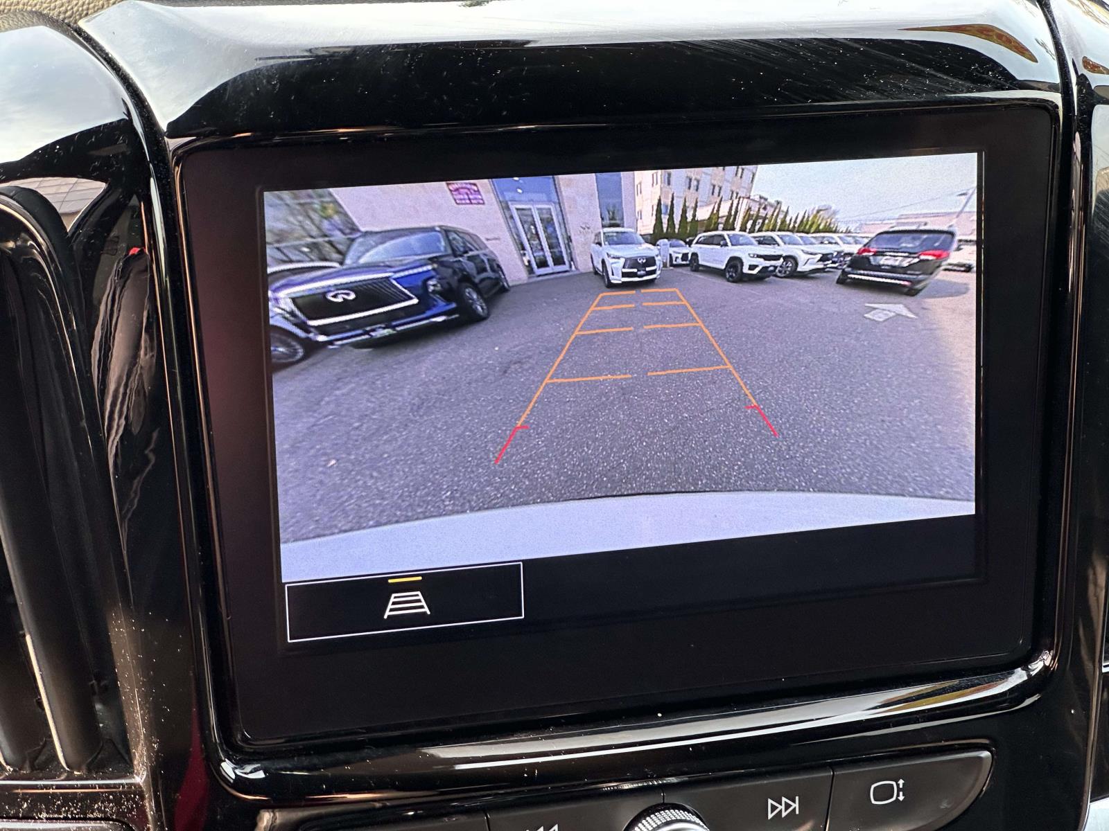 used 2023 Chevrolet Traverse car