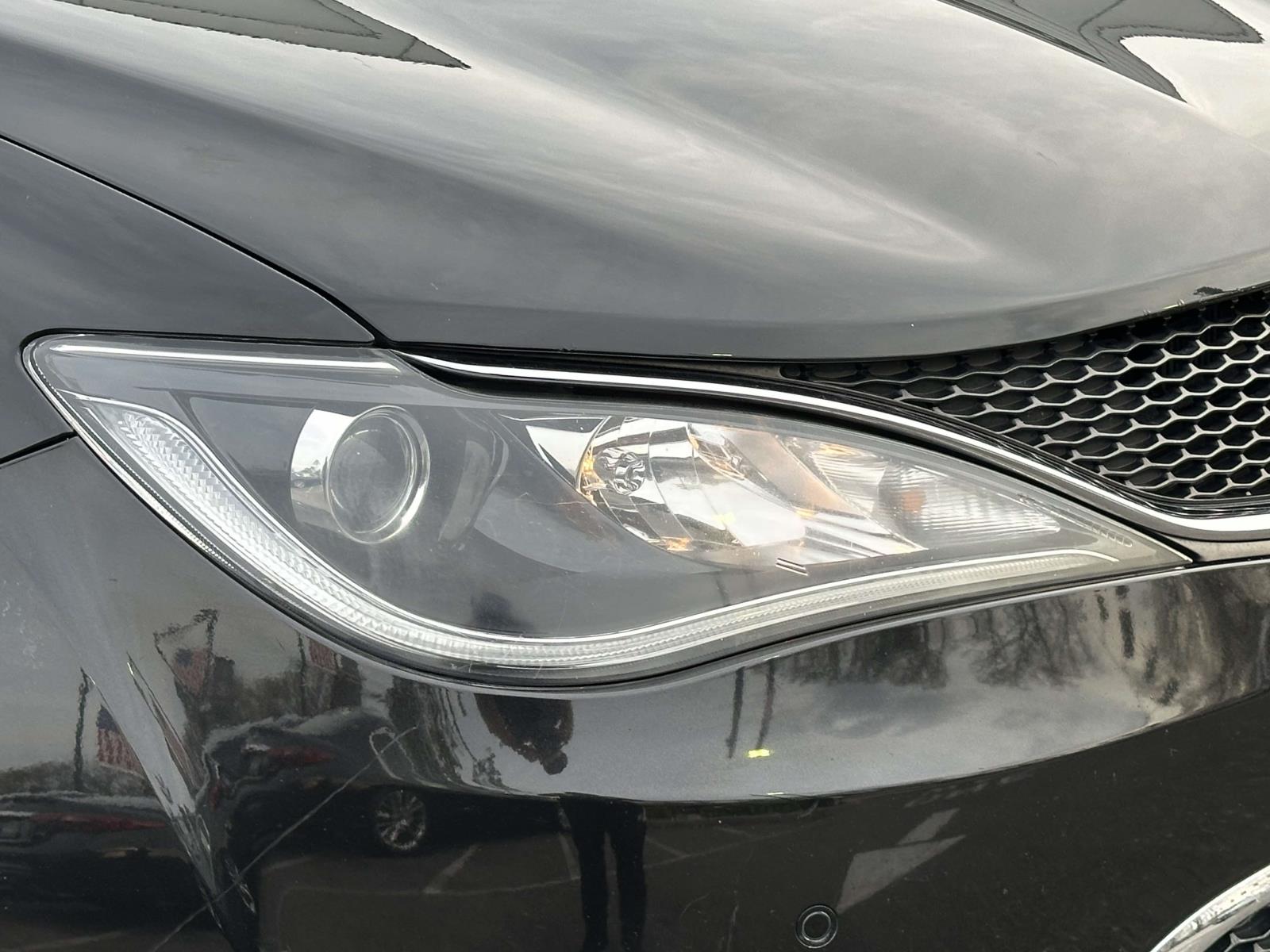 used 2017 Chrysler Pacifica car, priced at $13,425