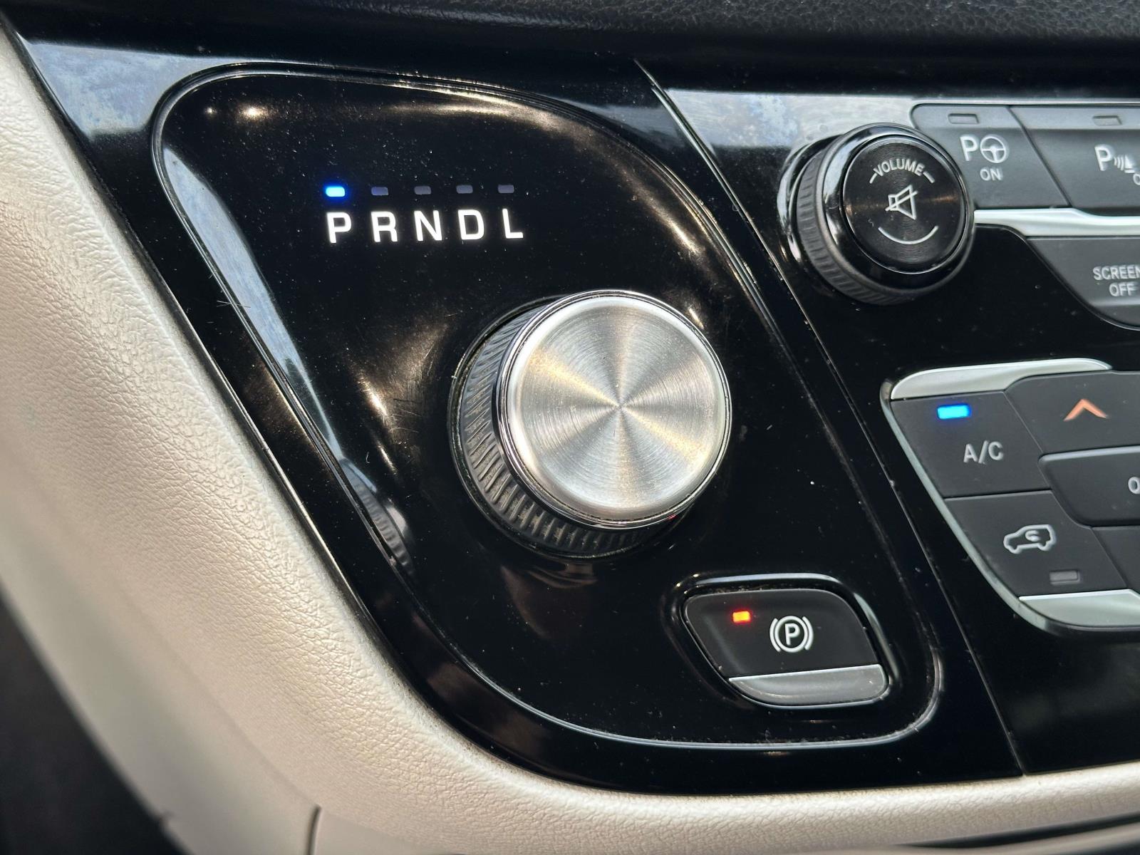 used 2017 Chrysler Pacifica car, priced at $13,425