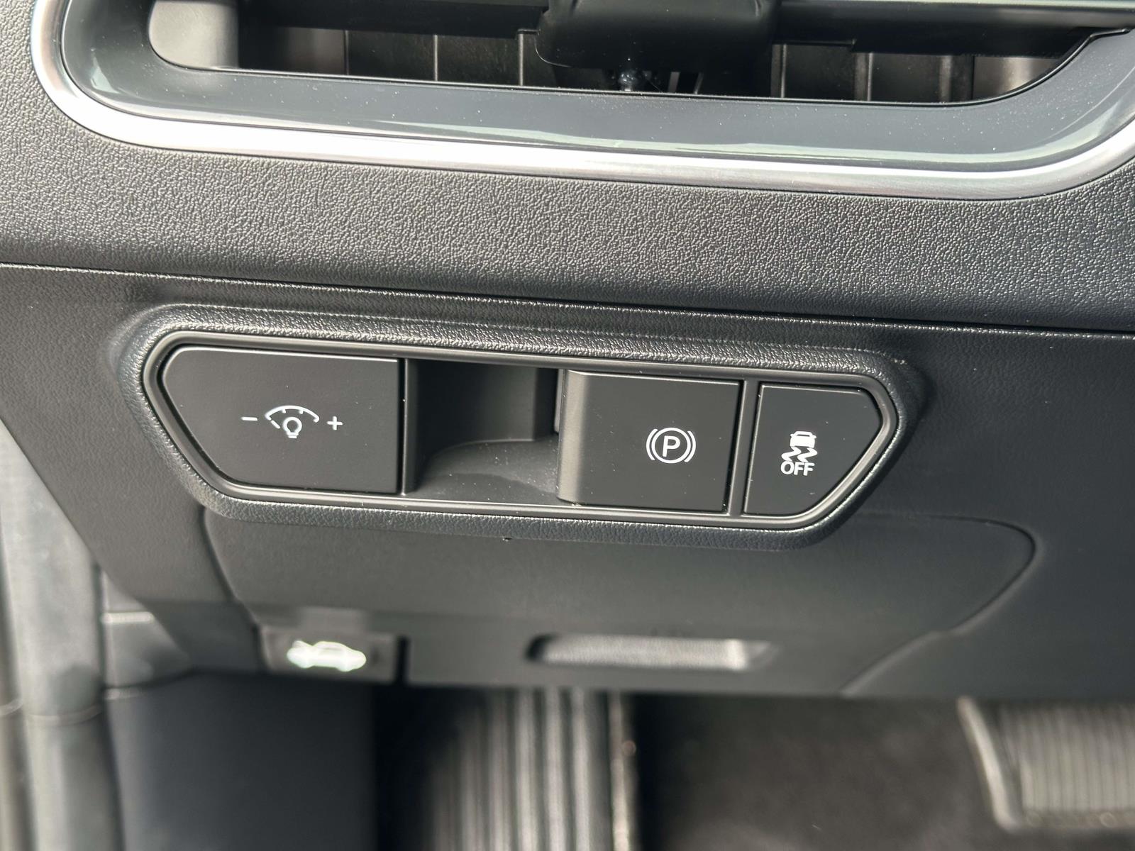 used 2025 Kia K4 car, priced at $25,749