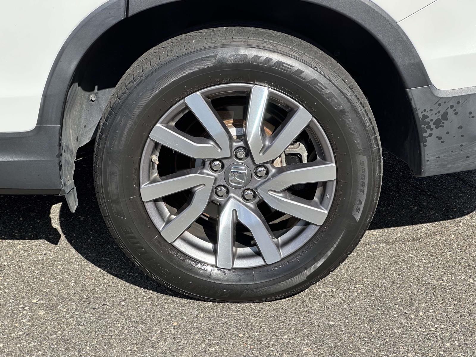 used 2020 Honda Pilot car, priced at $27,501