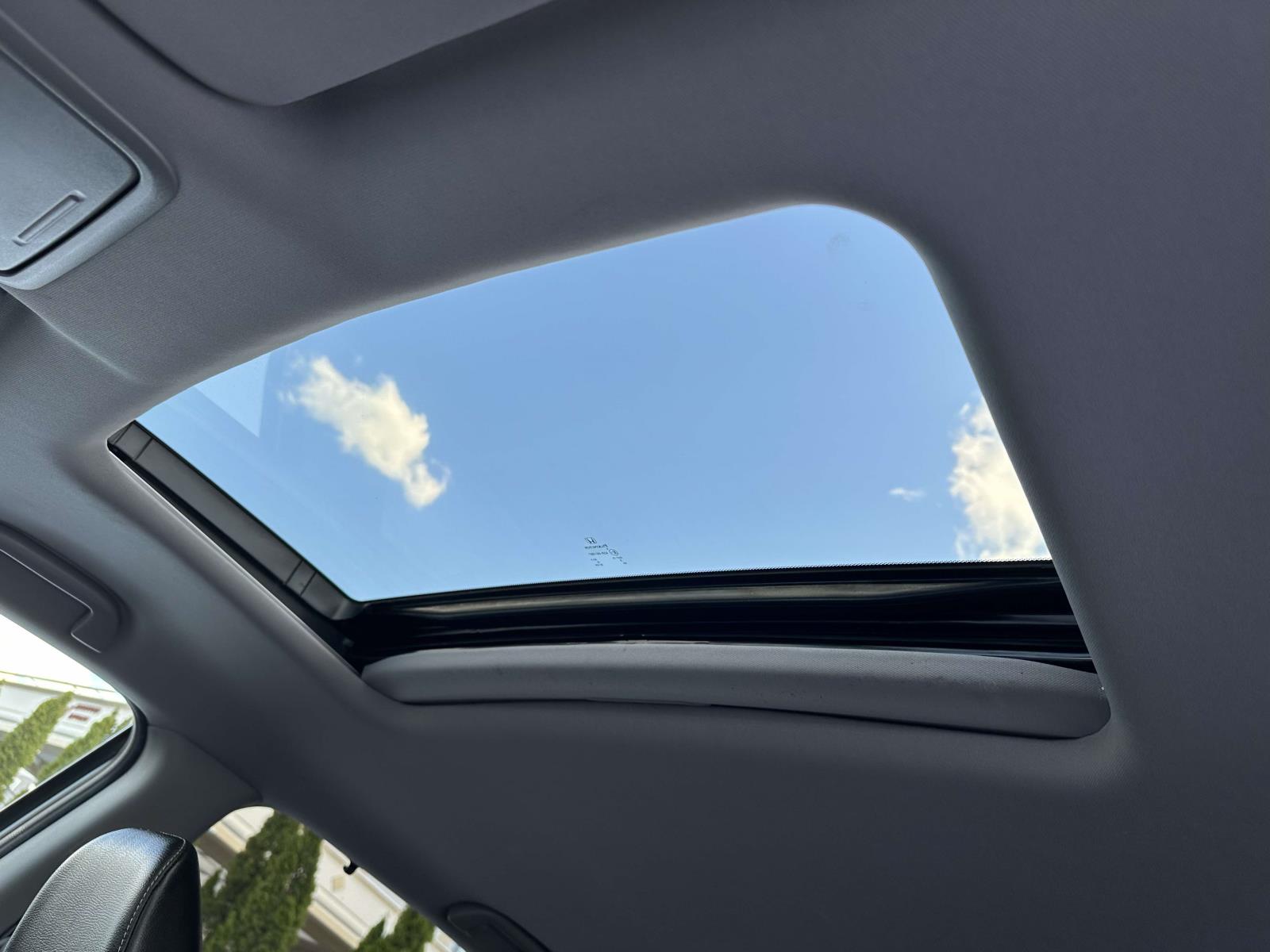 used 2020 Honda Pilot car, priced at $27,501
