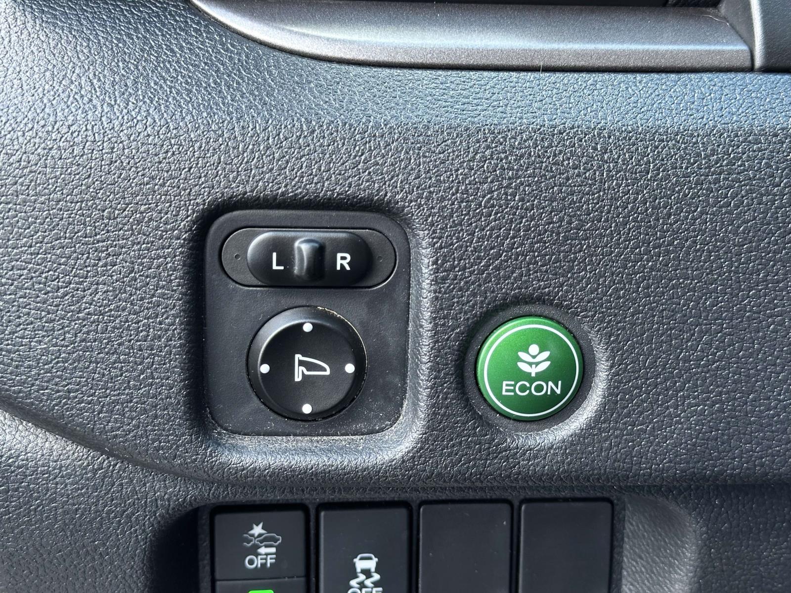 used 2020 Honda Pilot car, priced at $27,501