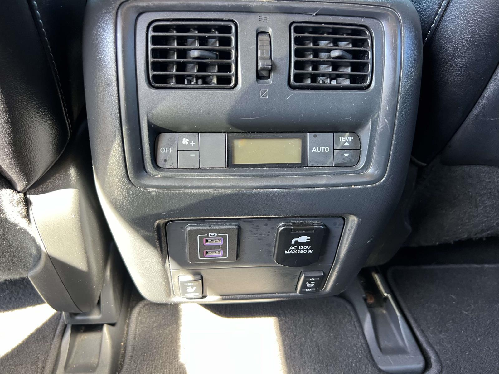used 2018 Nissan Pathfinder car