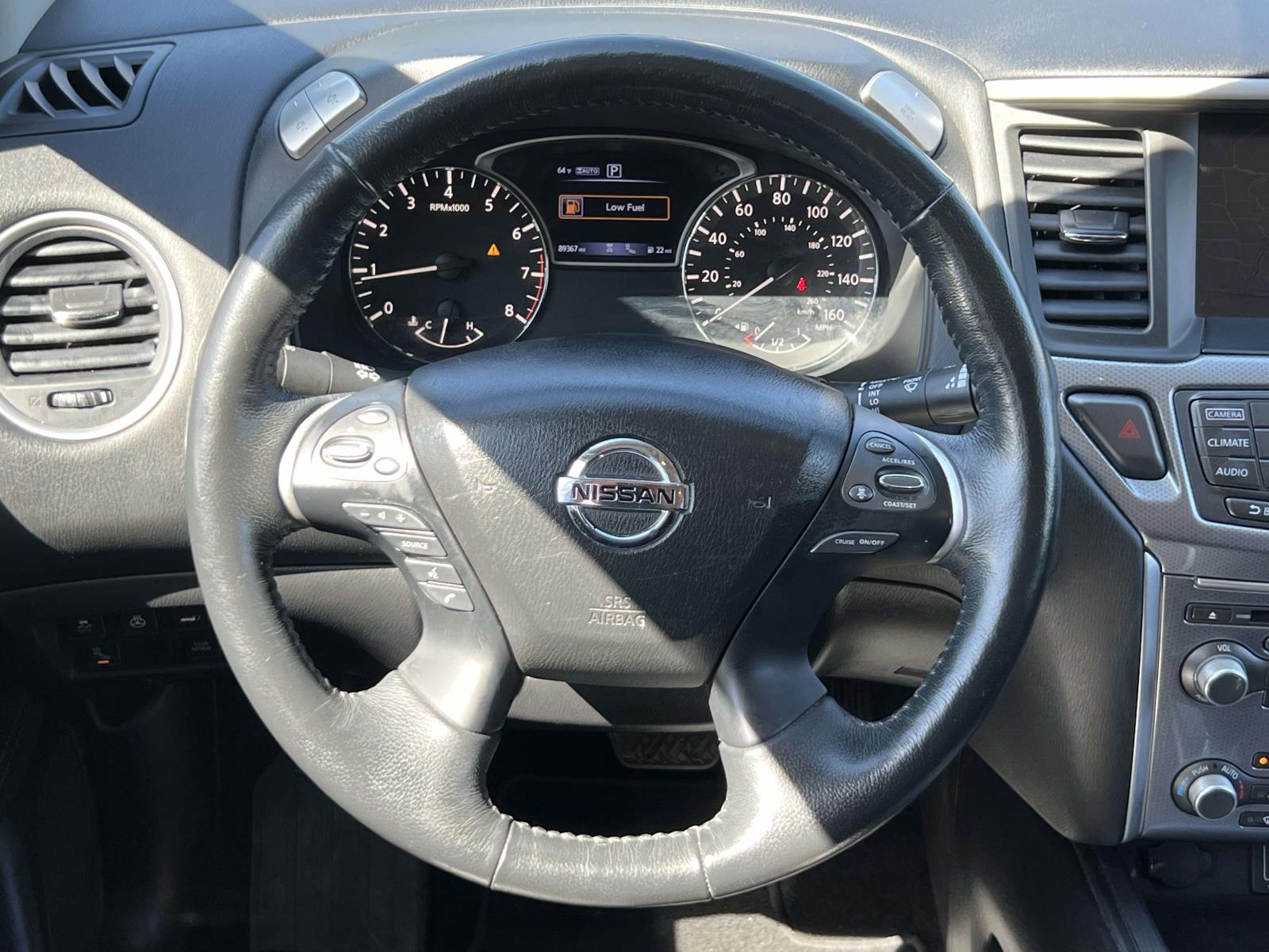 used 2018 Nissan Pathfinder car