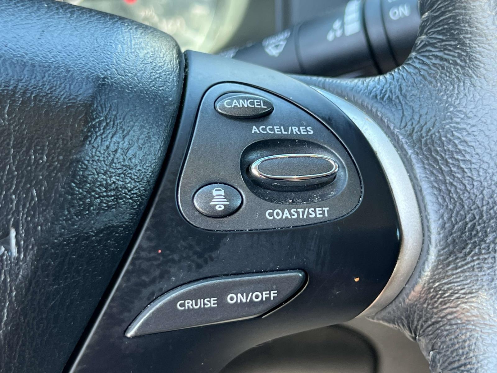 used 2018 Nissan Pathfinder car