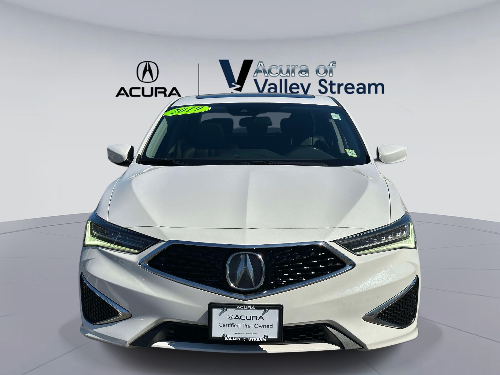 Certified Used 2019 Platinum White Pearl Acura Sedan image 2