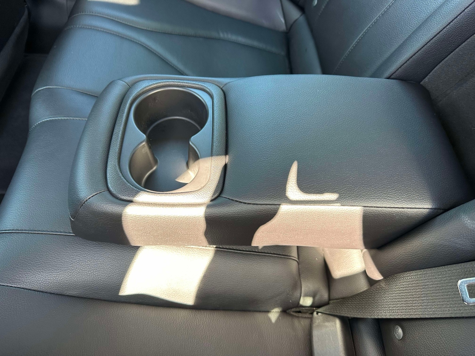 Certified Used 2019 Platinum White Pearl Acura Sedan image 18