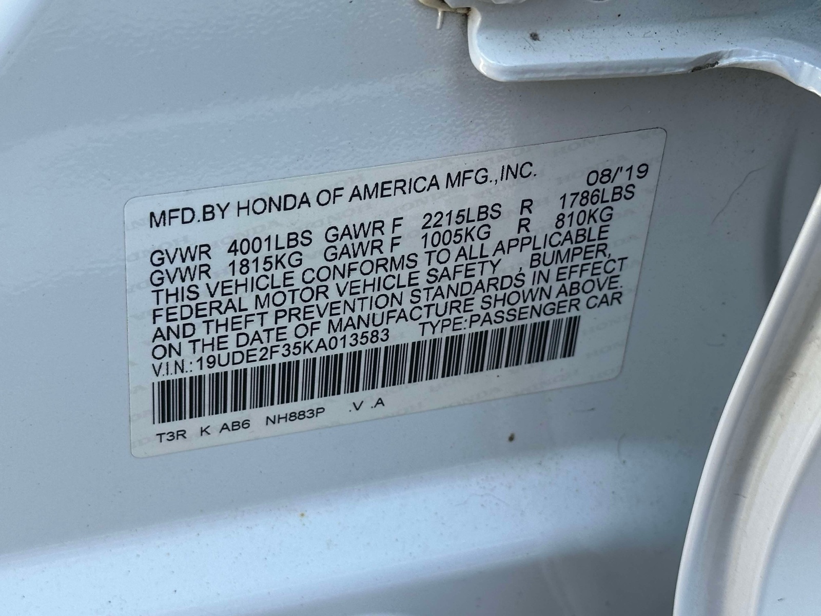 Certified Used 2019 Platinum White Pearl Acura Sedan image 25