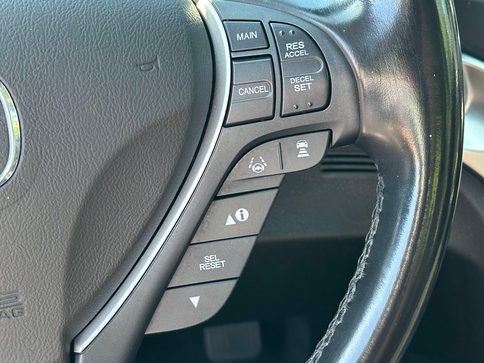 Certified Used 2019 Platinum White Pearl Acura Sedan image 28