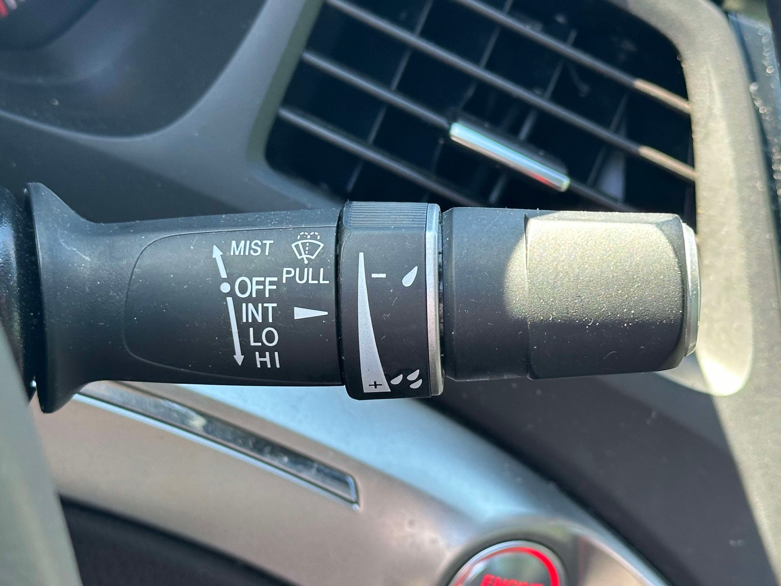 Certified Used 2019 Platinum White Pearl Acura Sedan image 30