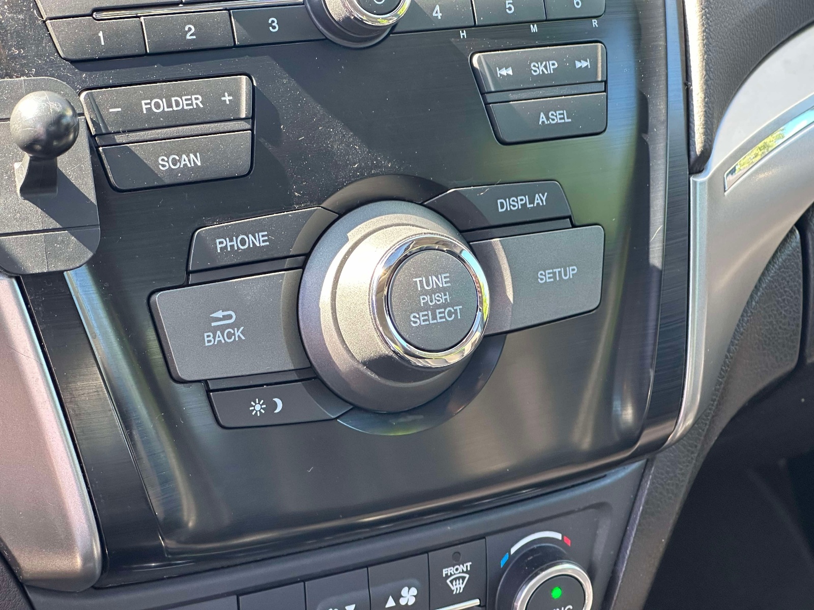 Certified Used 2019 Platinum White Pearl Acura Sedan image 37