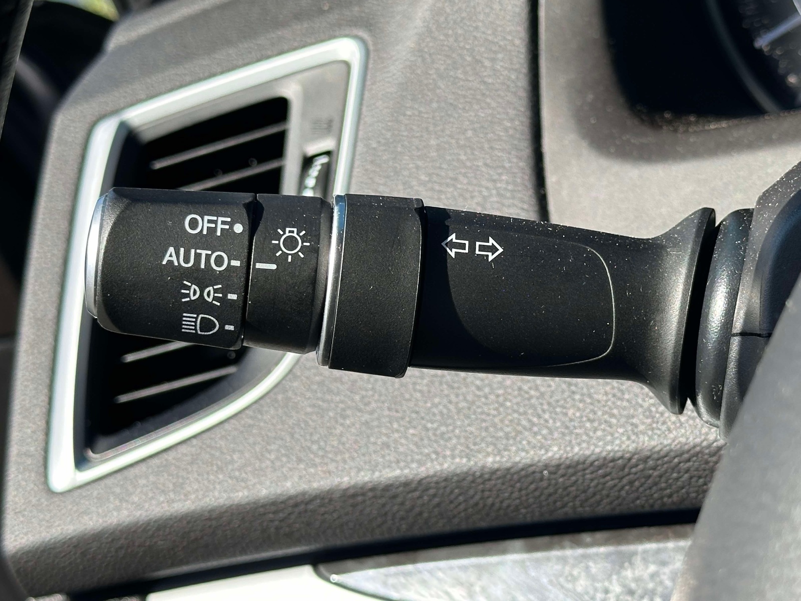 Certified Used 2020 Gray Acura 2.4L FWD image 28