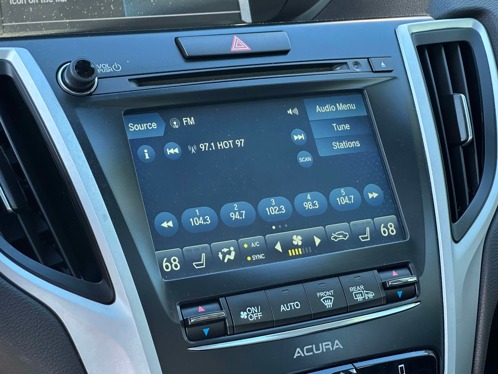 Certified Used 2020 Gray Acura 2.4L FWD image 34