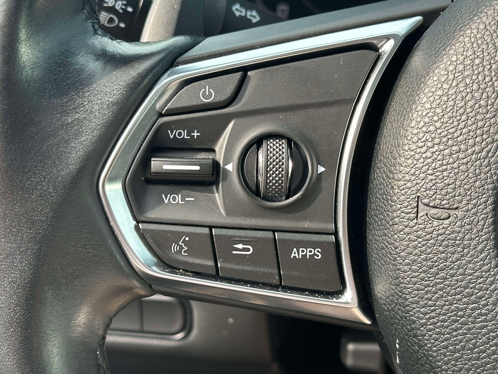 Certified Used 2023 Silver Acura FWD image 28