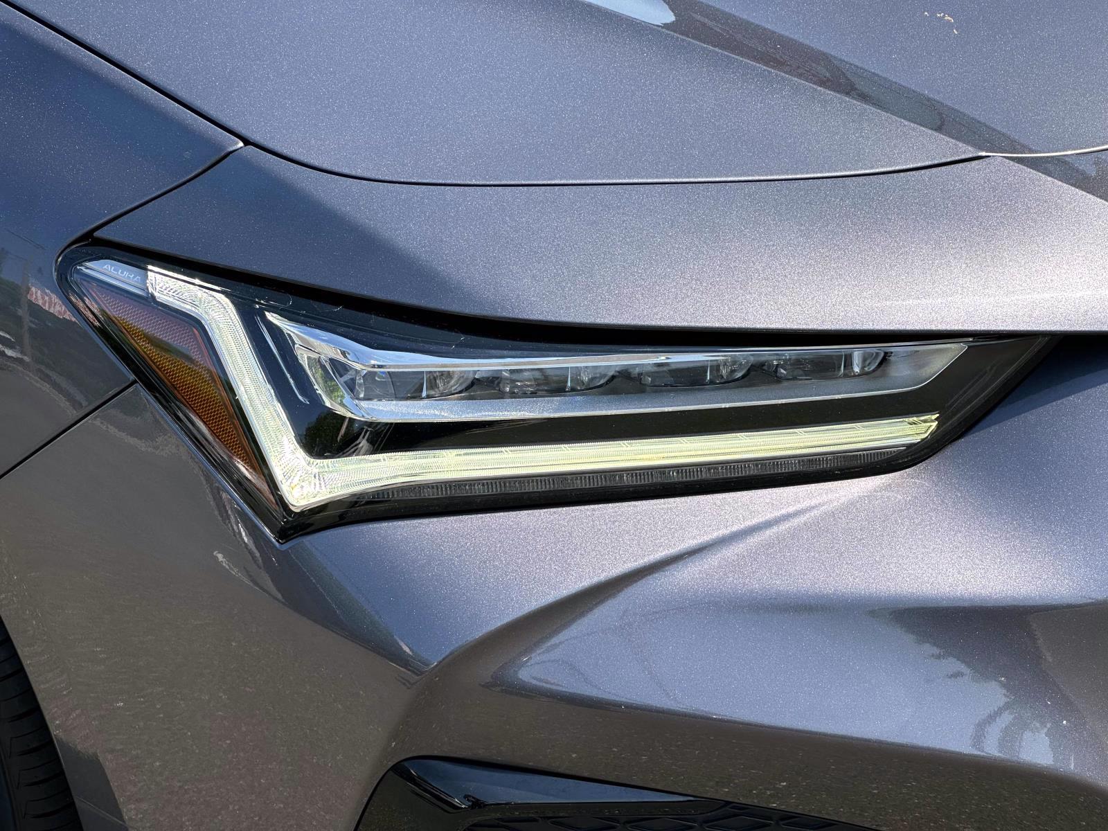 Certified Used 2022 Gray Acura FWD w/Technology Package image 9