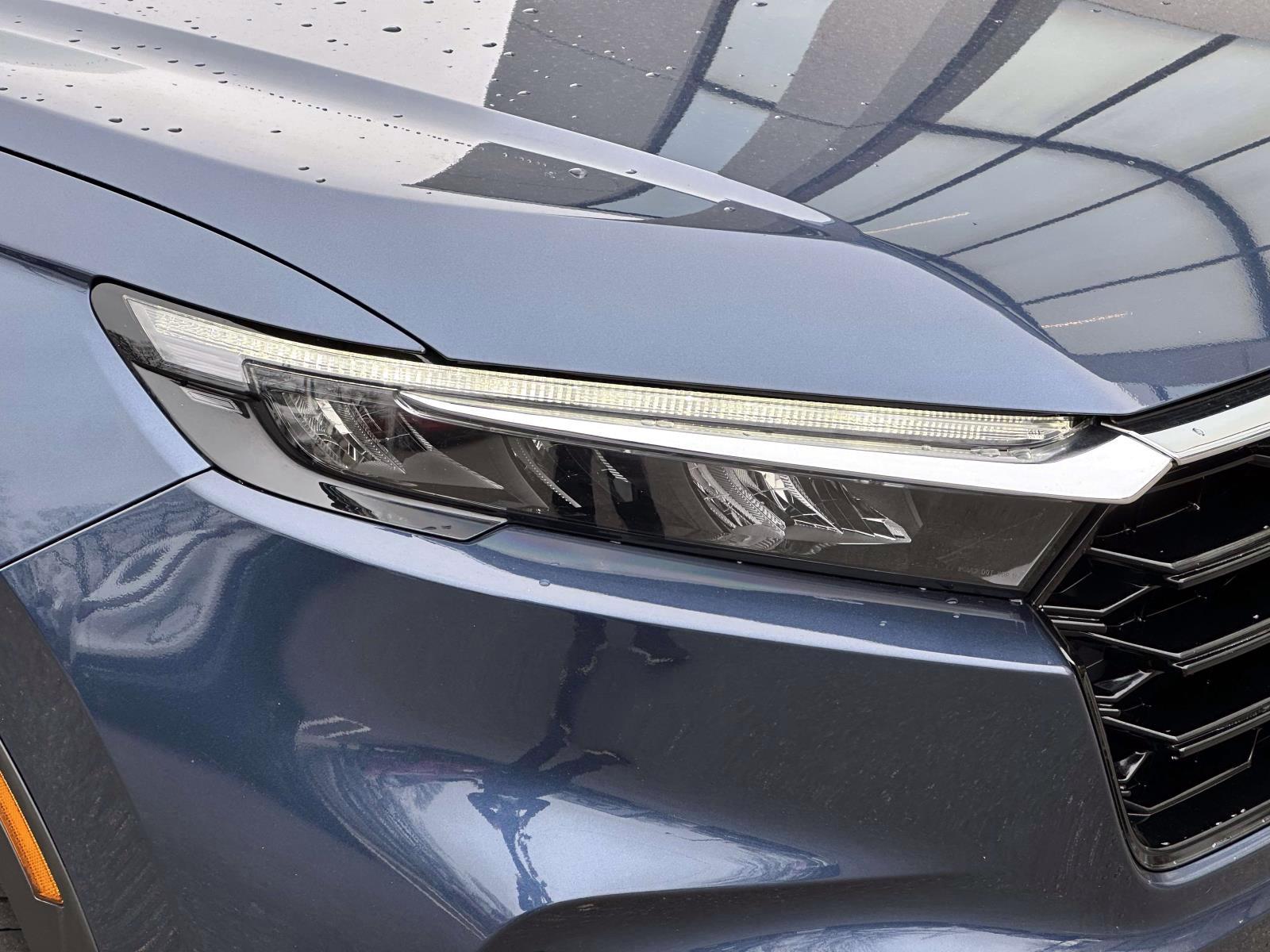 Used 2023 Blue Honda EX-L AWD image 8