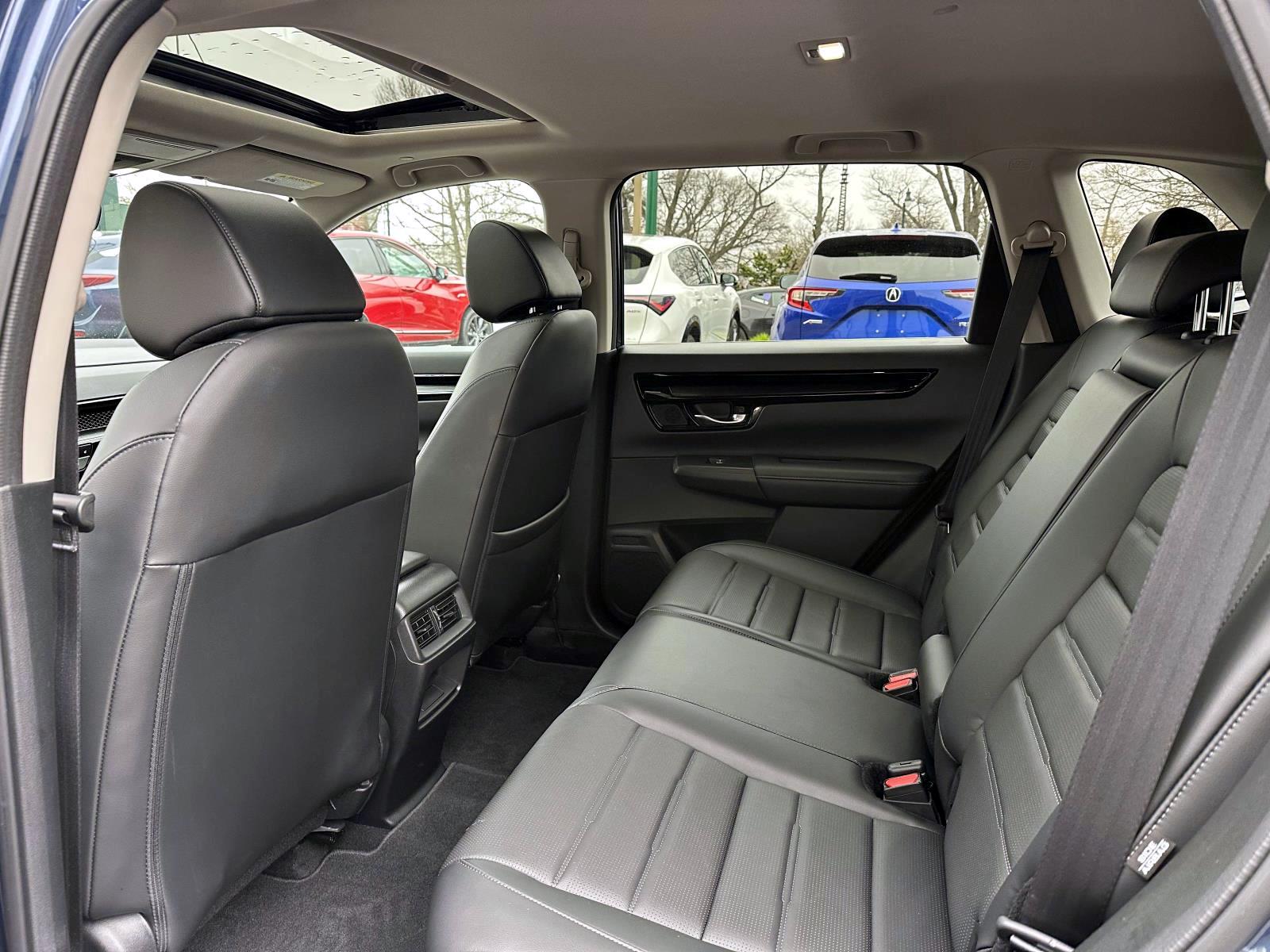 Used 2023 Blue Honda EX-L AWD image 11