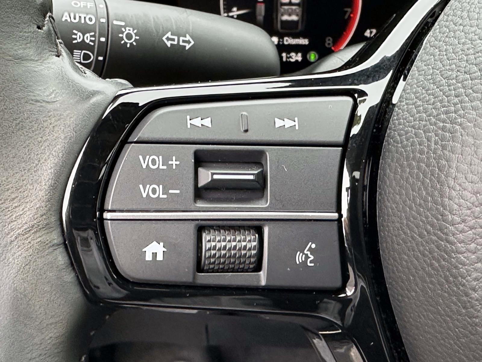 Used 2023 Blue Honda EX-L AWD image 22