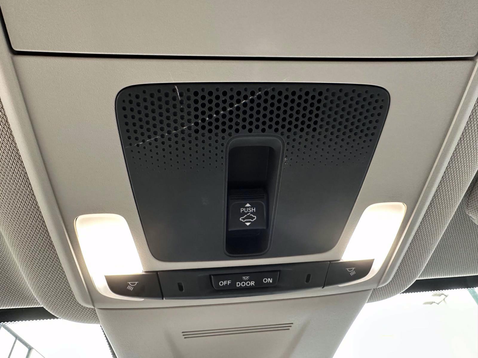 Used 2023 Blue Honda EX-L AWD image 34