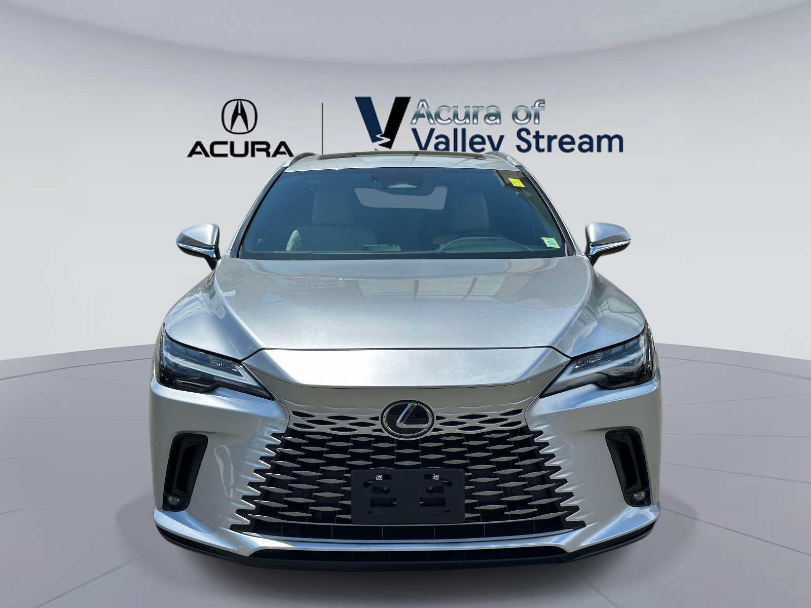 Used 2023 Silver Lexus RX 350 AWD image 2