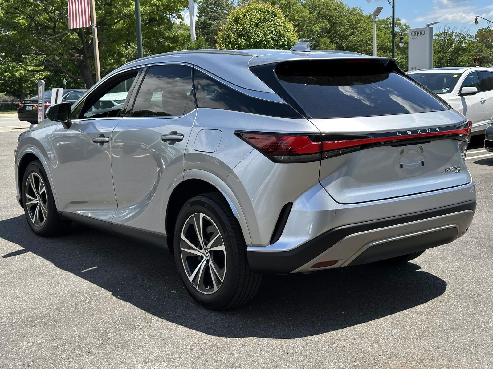 Used 2023 Silver Lexus RX 350 AWD image 7