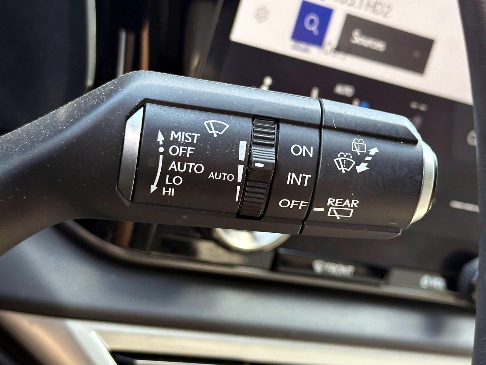 Used 2023 Silver Lexus RX 350 AWD image 26