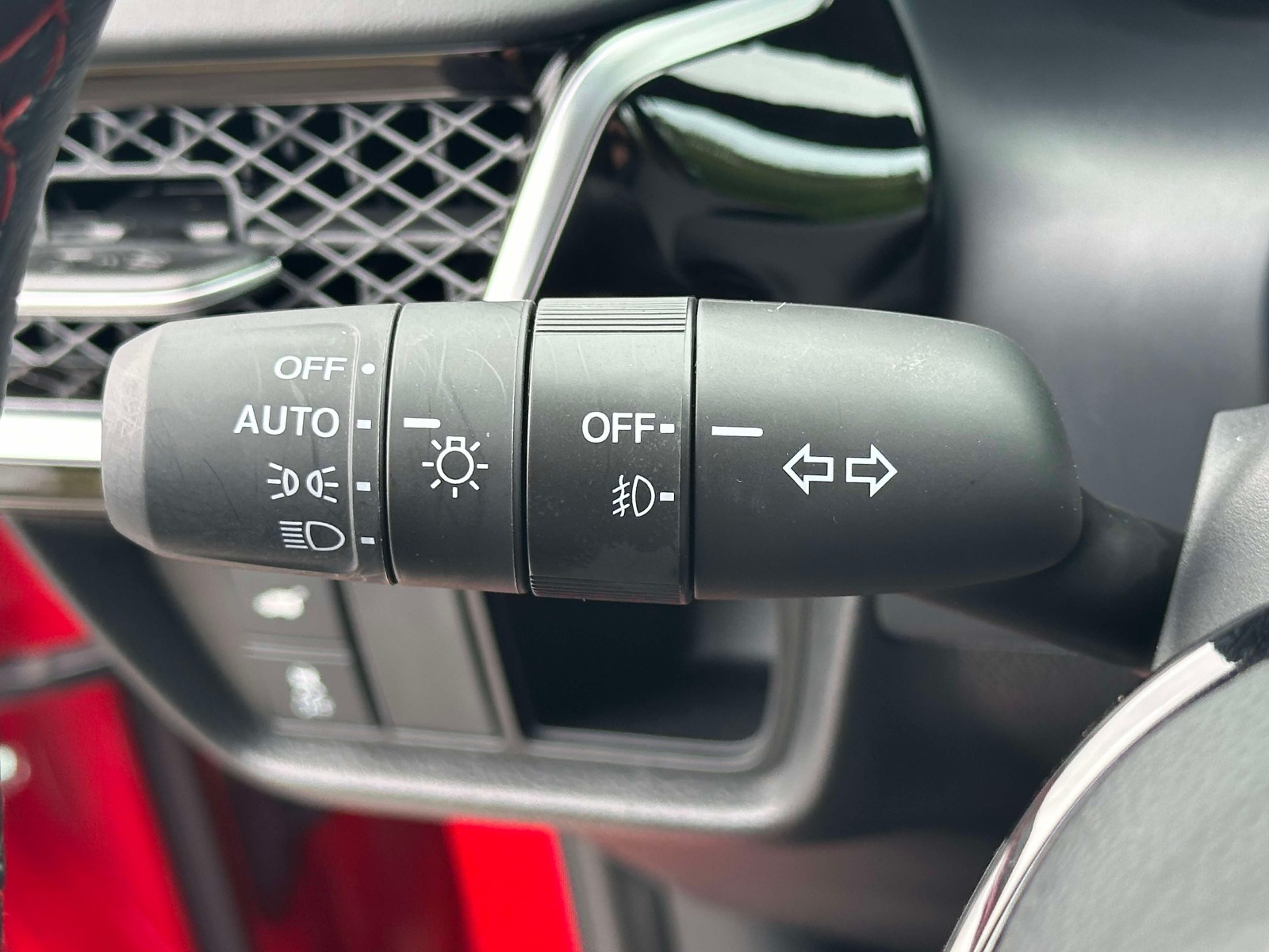 Certified Used 2025 Red Acura AWD w/A-Spec Package image 29