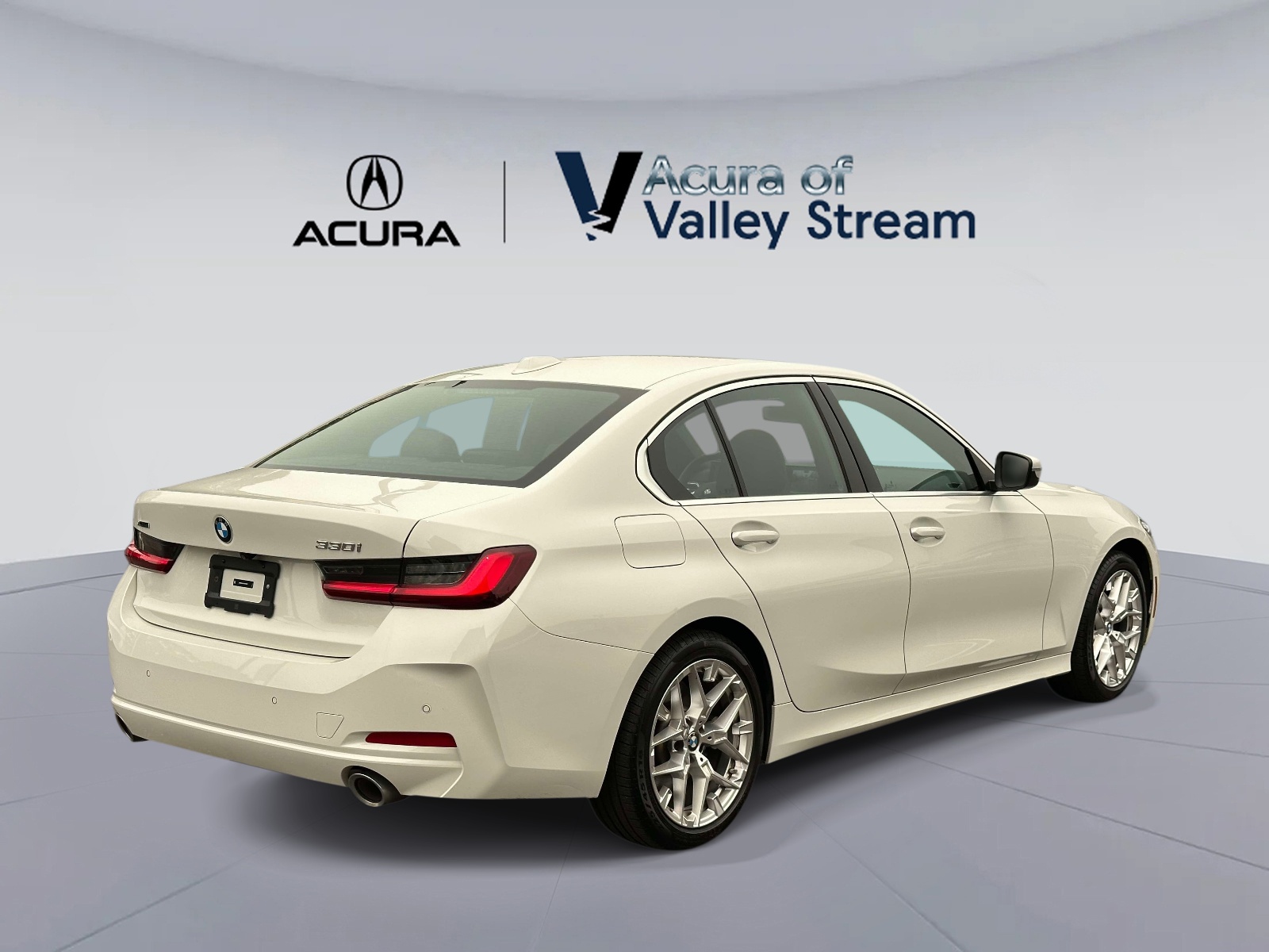 Used 2026 White BMW 330i NA xDrive Sedan image 5