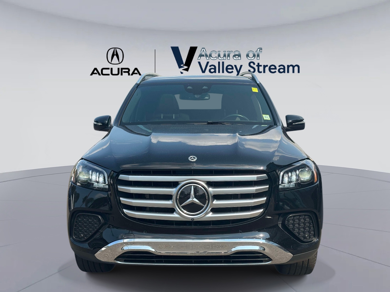 Used 2025 Black Mercedes-Benz GLS 450 4MATIC® SUV image 2