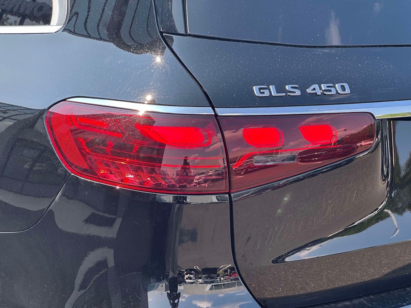 Used 2025 Black Mercedes-Benz GLS 450 4MATIC® SUV image 15
