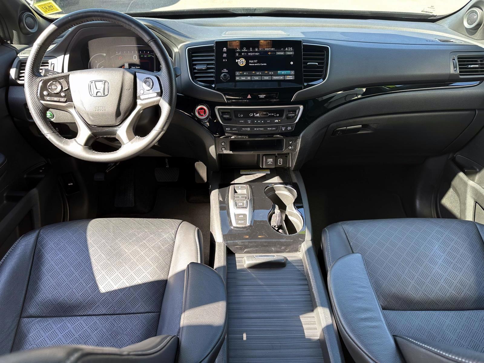 Used 2023 Black Honda Elite AWD image 12