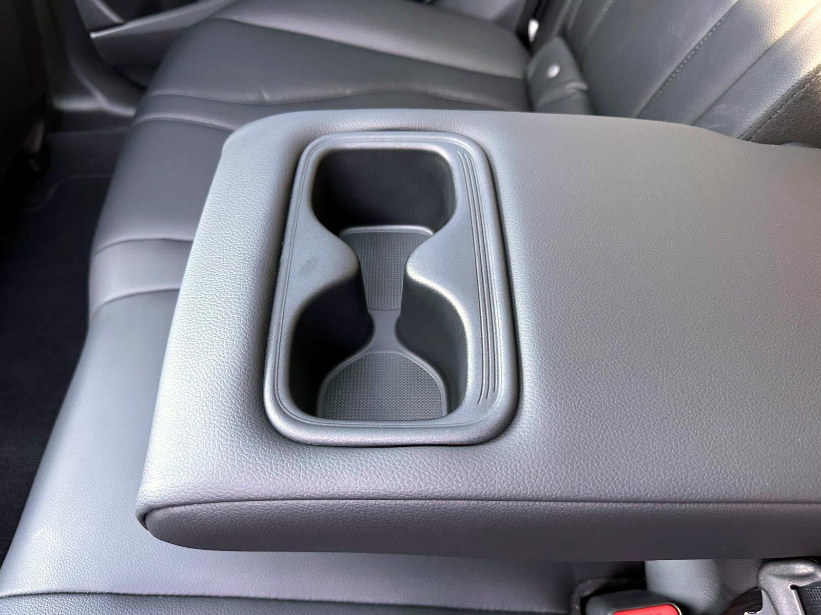 Used 2023 White Acura SH-AWD image 11