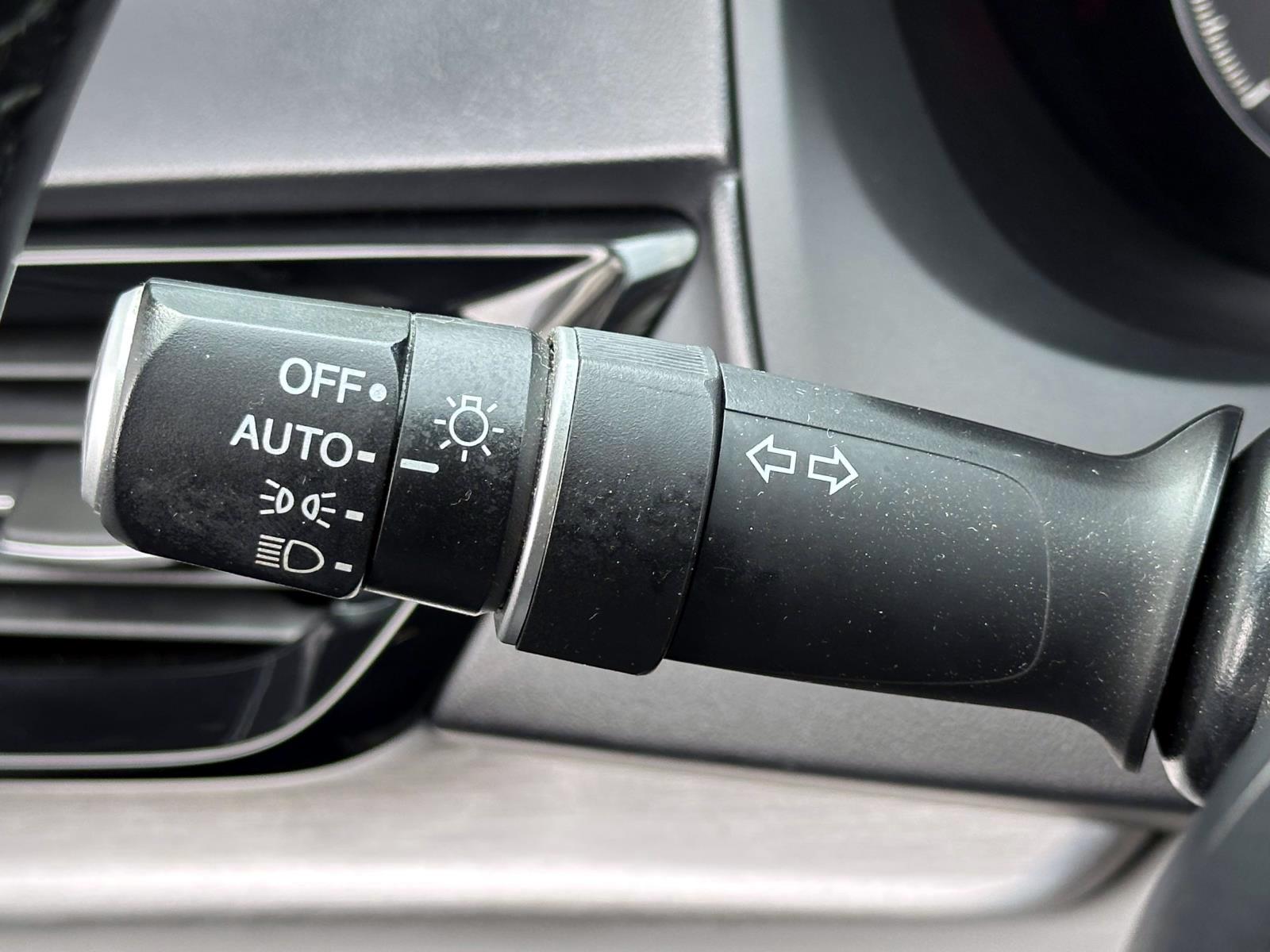 Certified Used 2020 Blue Acura SH-AWD w/Technology Pkg image 21