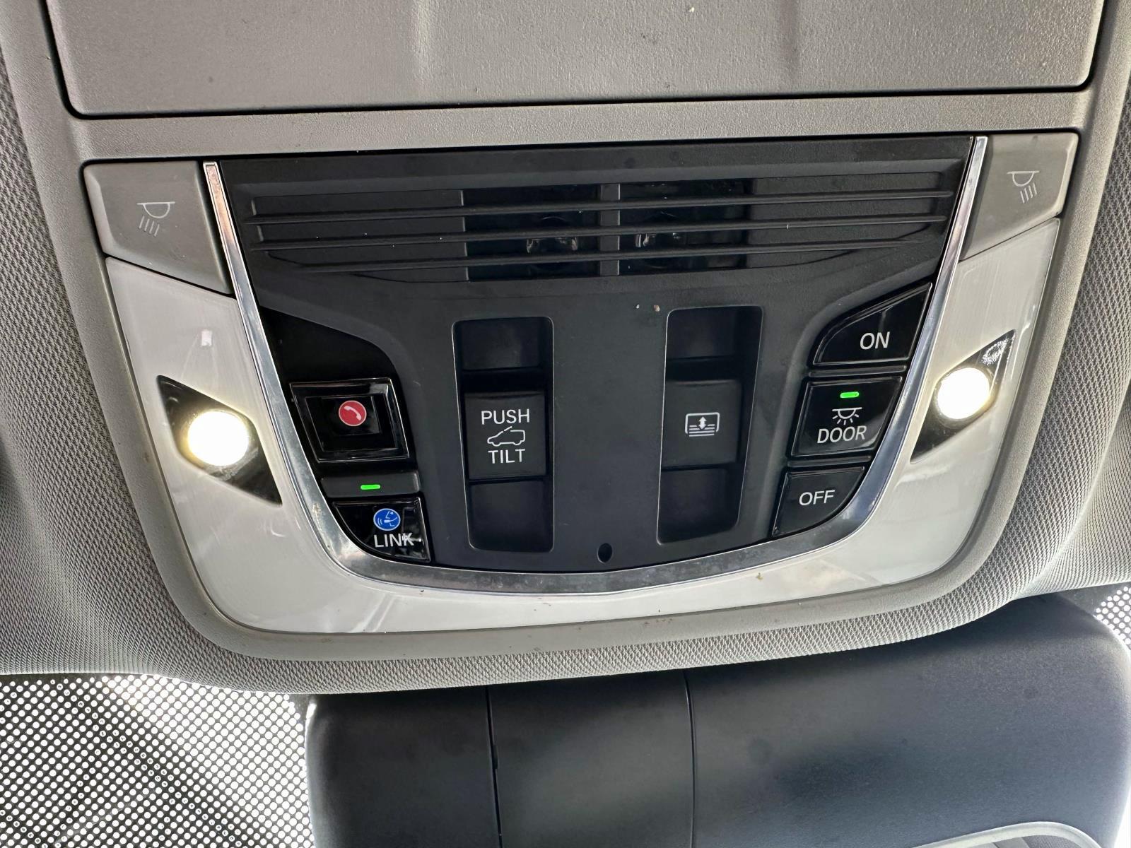 Certified Used 2020 Blue Acura SH-AWD w/Technology Pkg image 33