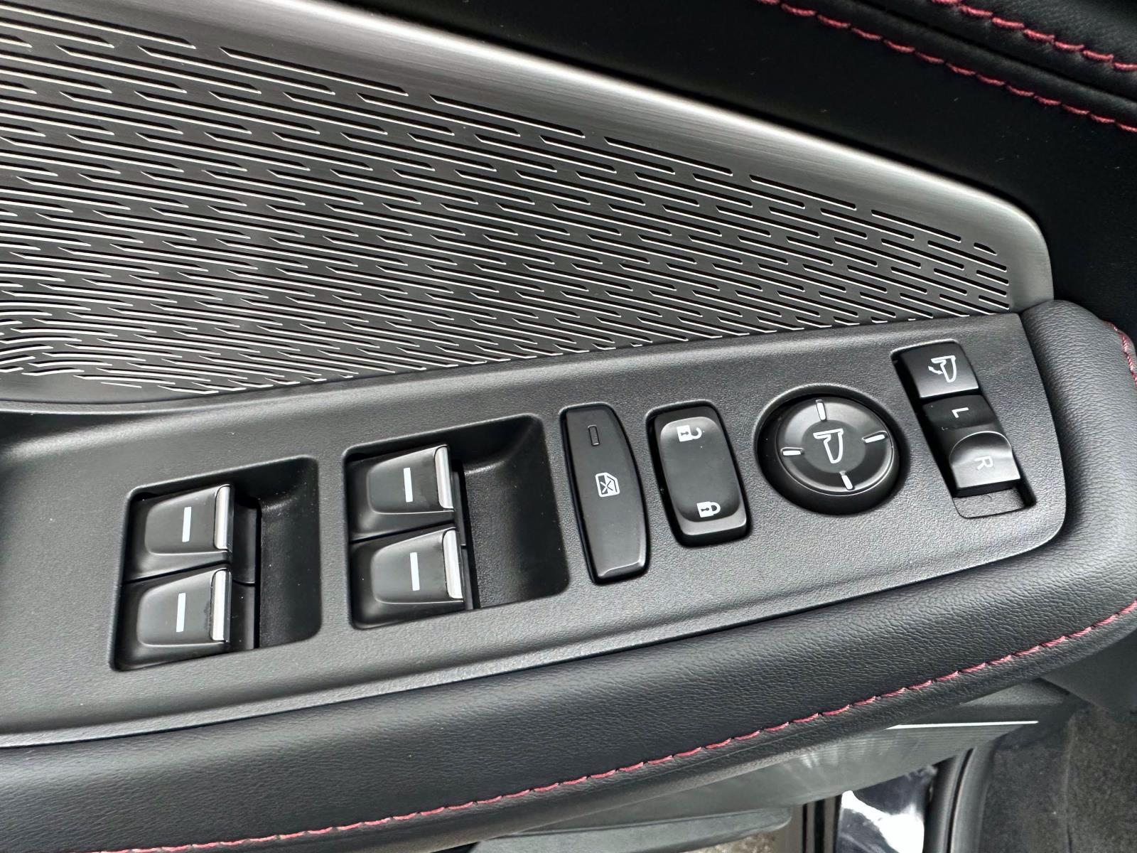 Used 2023 Black Acura SH-AWD w/A-Spec Package image 18