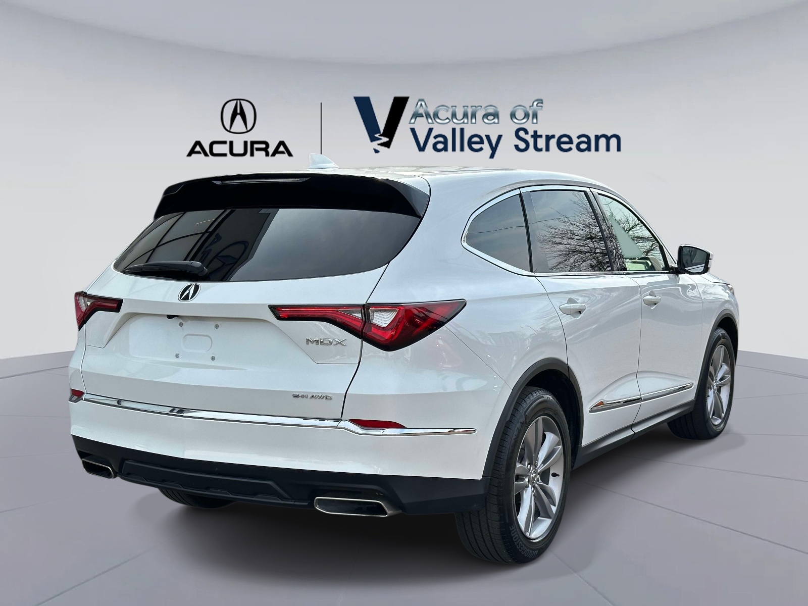 Certified Used 2023 White Acura SH-AWD image 5