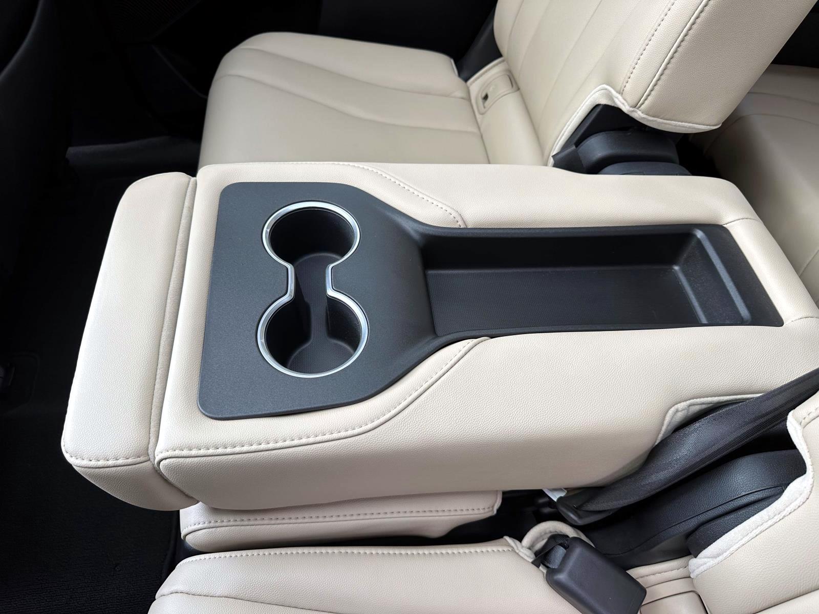 Certified Used 2023 White Acura SH-AWD image 12