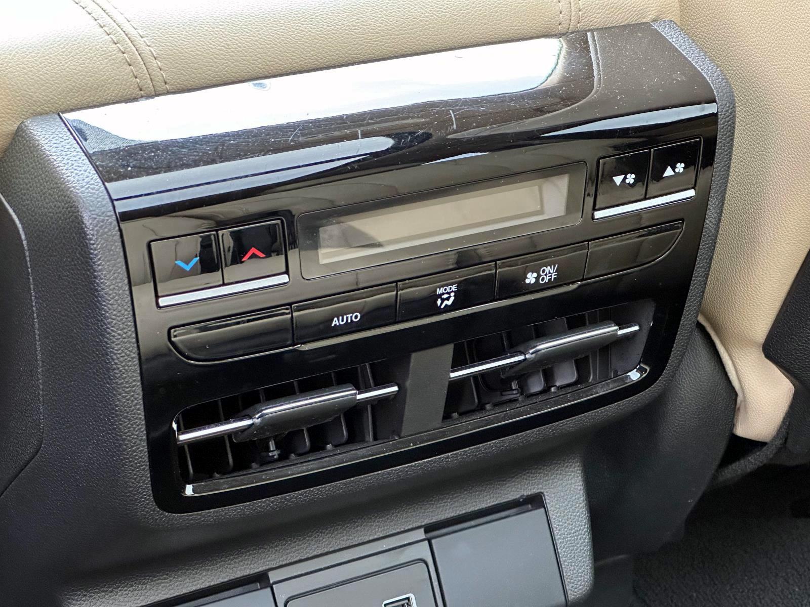 Certified Used 2023 White Acura SH-AWD image 13