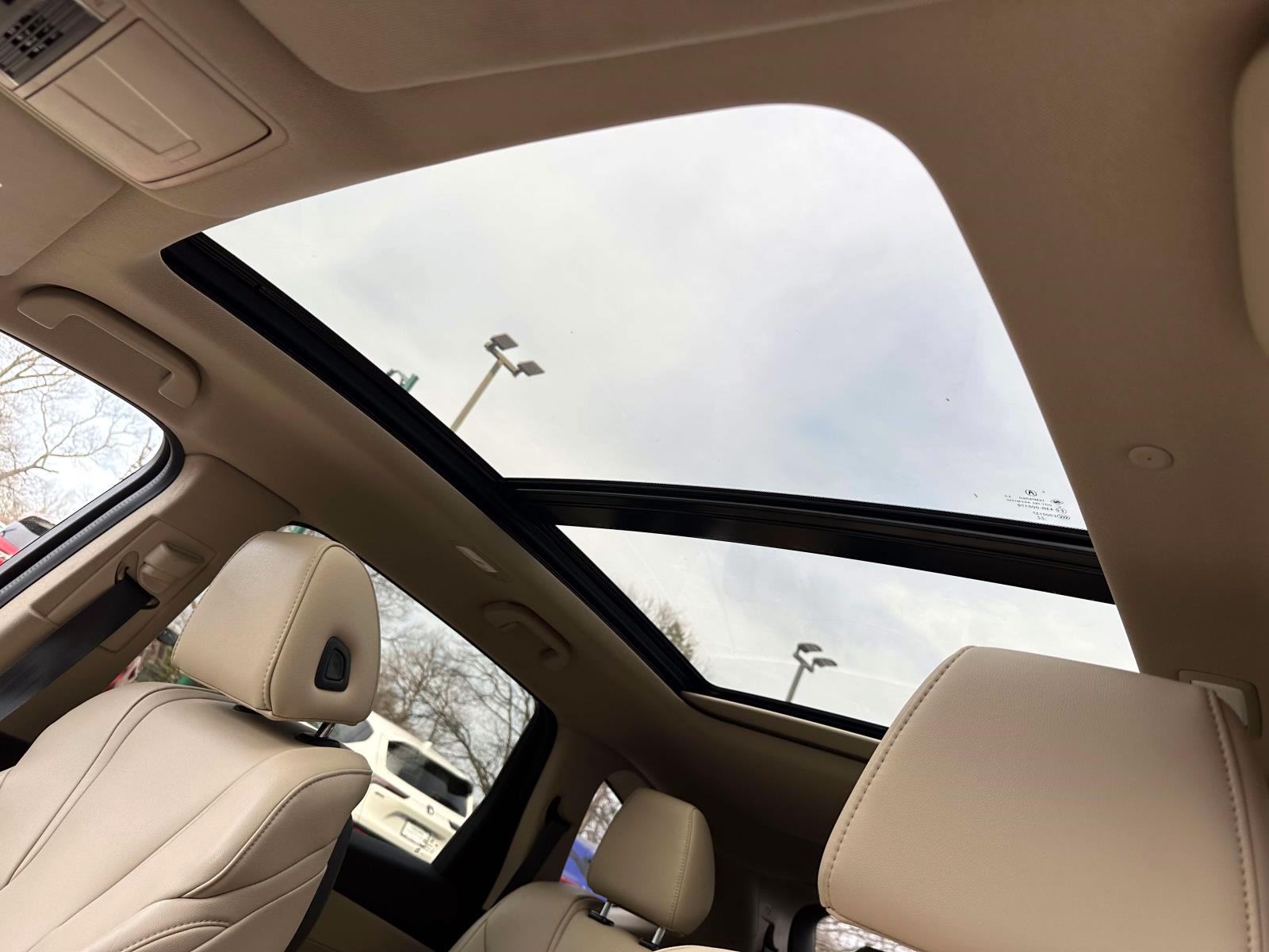 Certified Used 2023 White Acura SH-AWD image 22