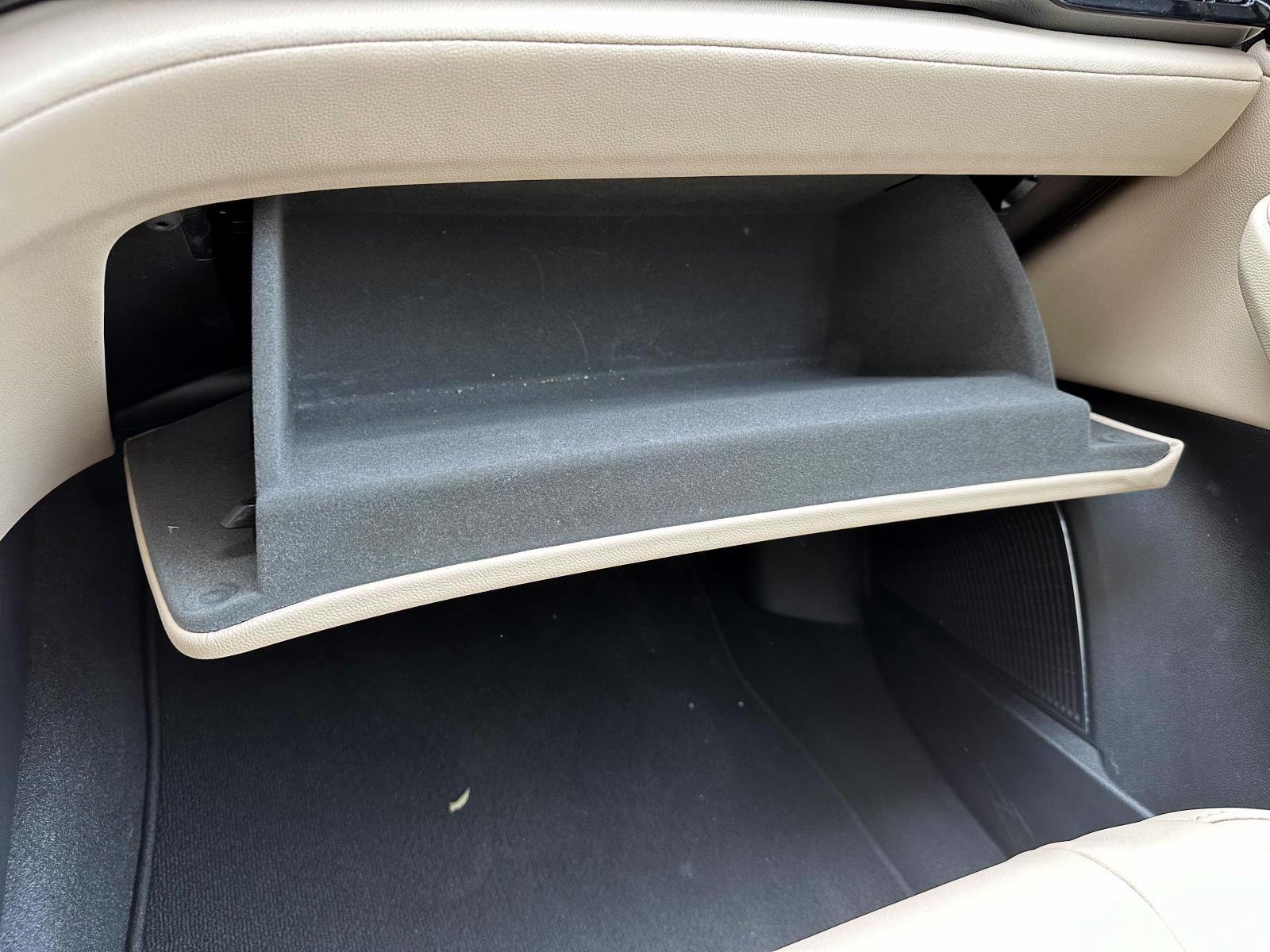 Certified Used 2023 White Acura SH-AWD image 38