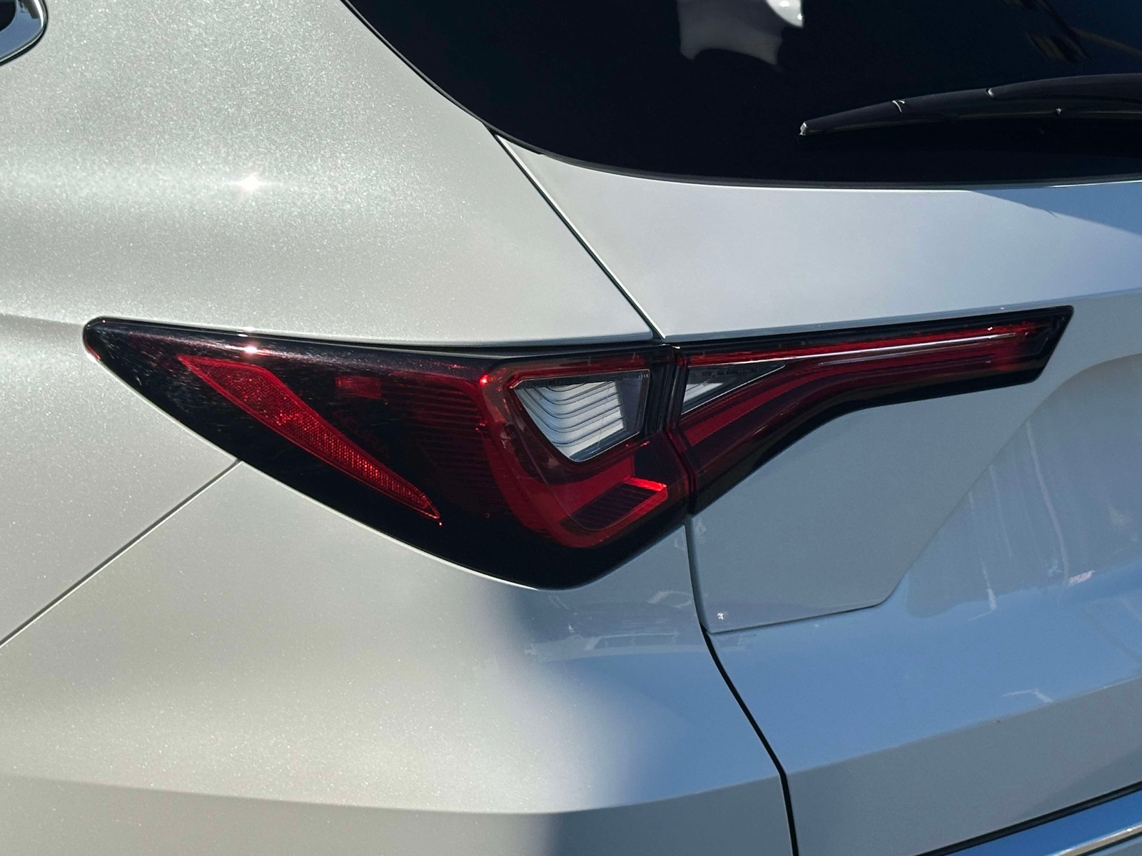 Certified Used 2022 White Acura Advance image 16
