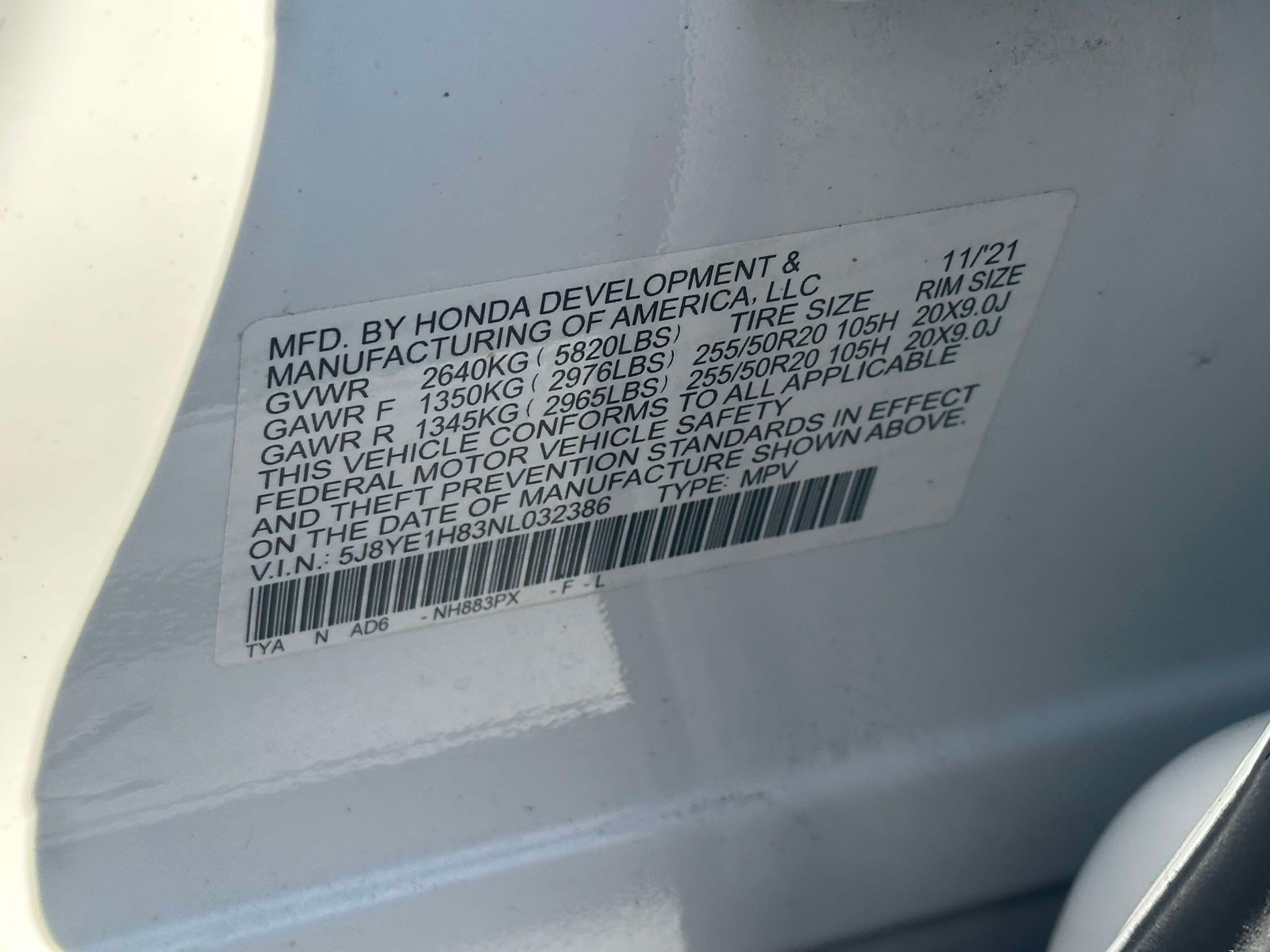 Certified Used 2022 White Acura Advance image 28