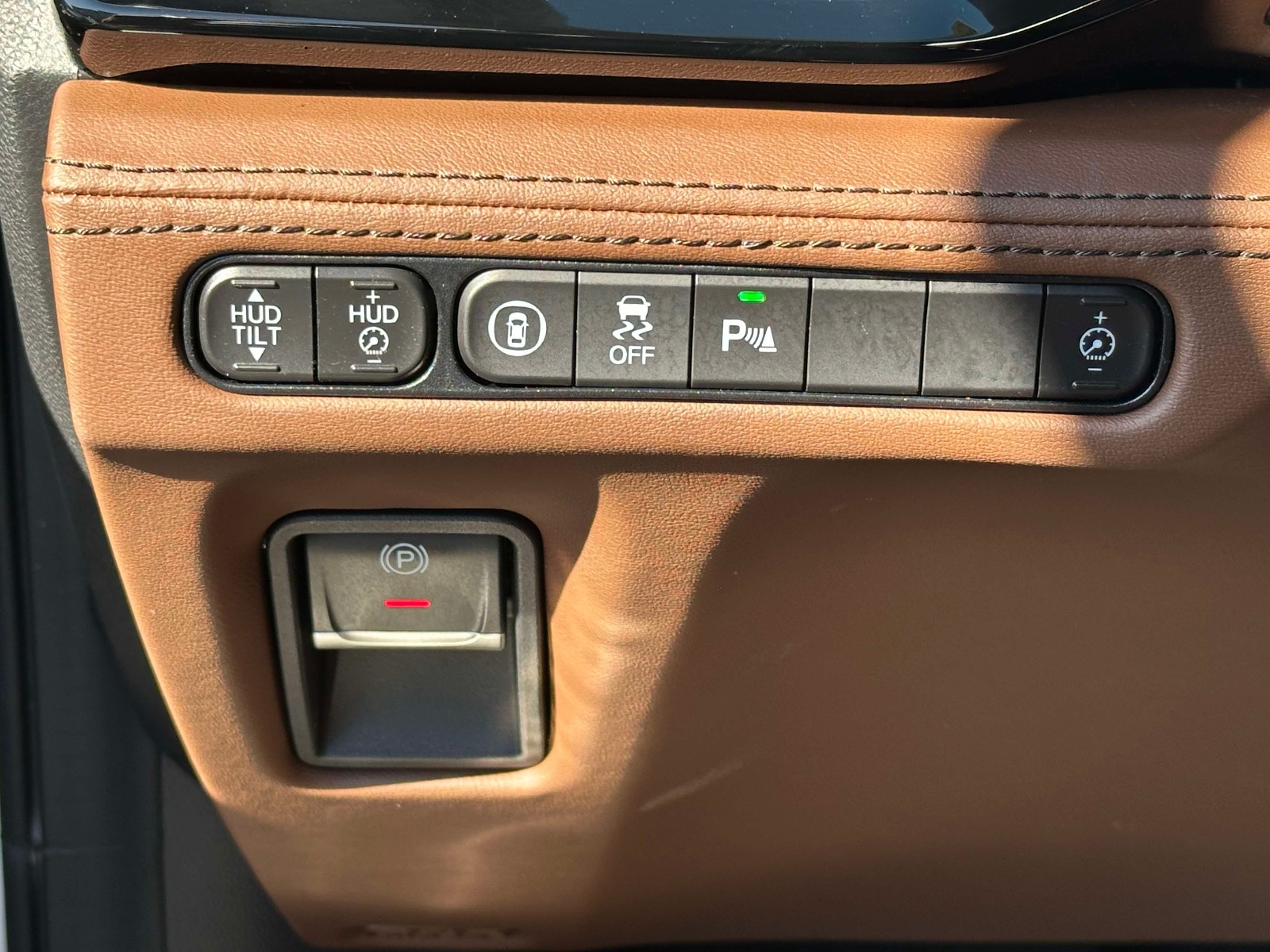Certified Used 2023 White Acura SH-AWD w/Advance Package image 29